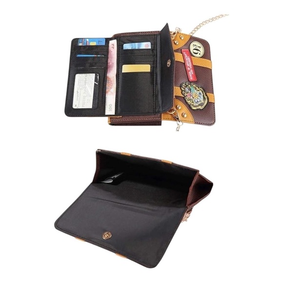 Hogwarts Themed Women's Bag NWOT - Picture 2 of 9